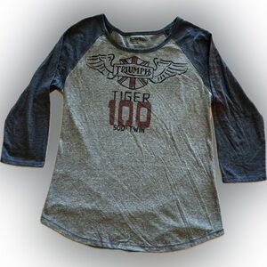 E27 Lucky Tees Gray and Black Raglan Long Sleeve Tee with Graphic, Size L